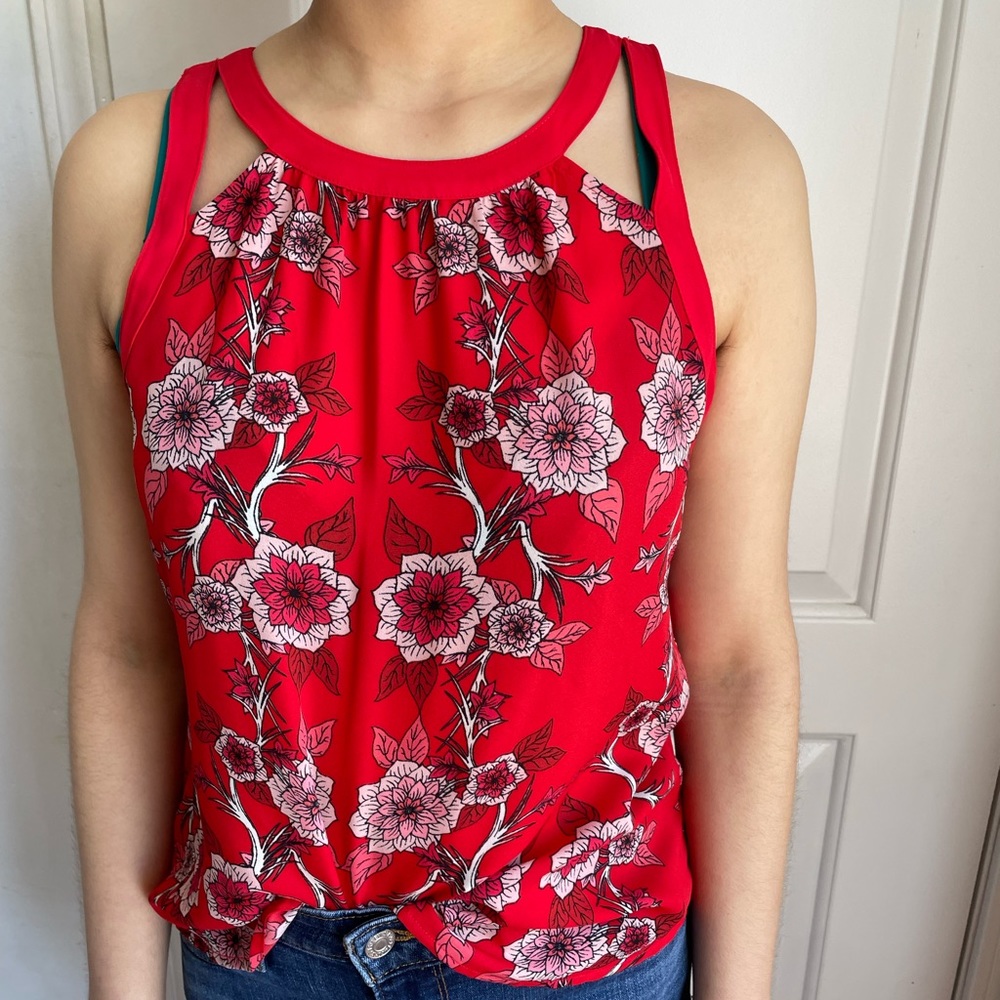 Red floral top